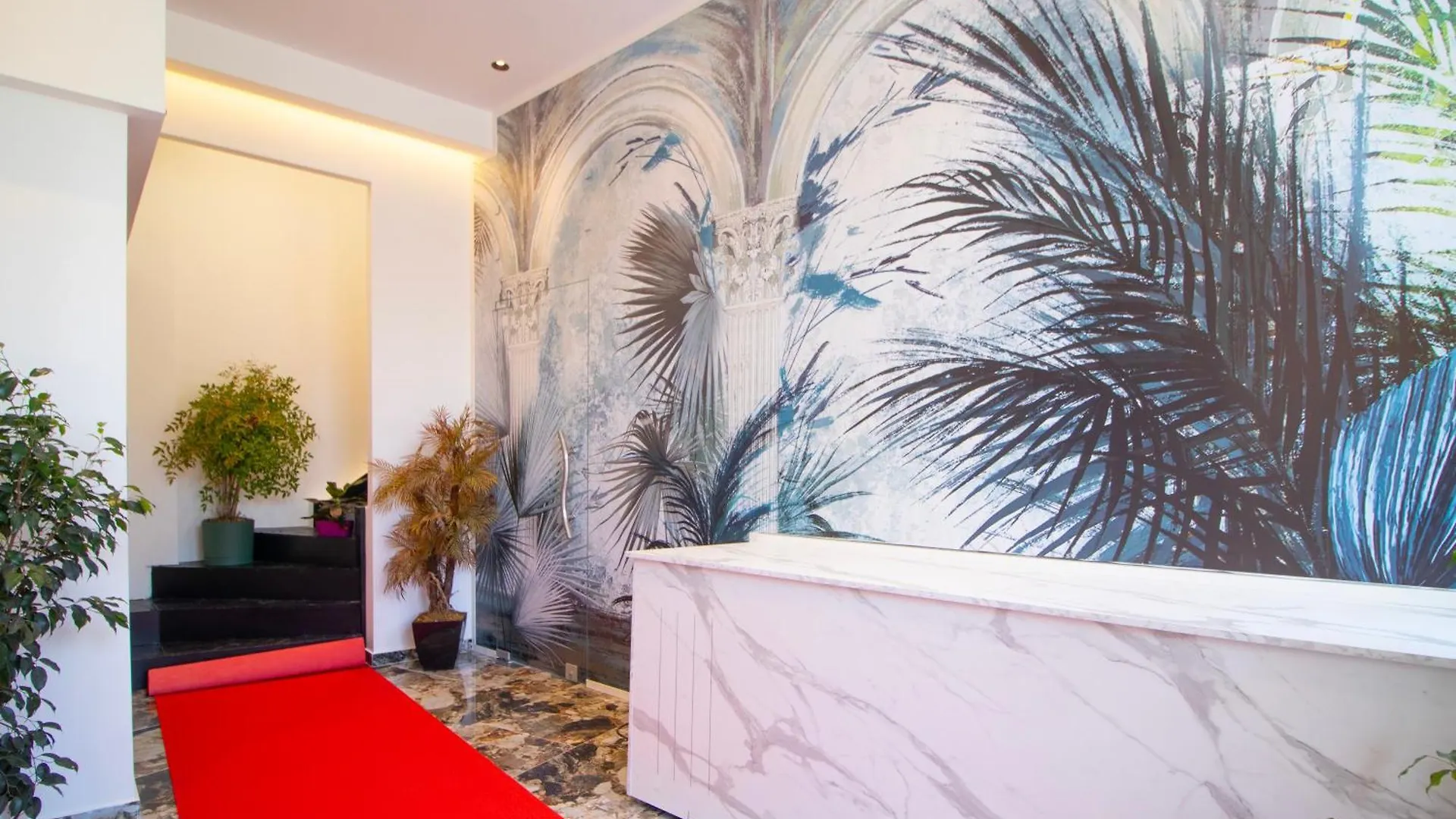 Patza-Kuqani Hotel Ambasada Qta 4*,  אלבניה